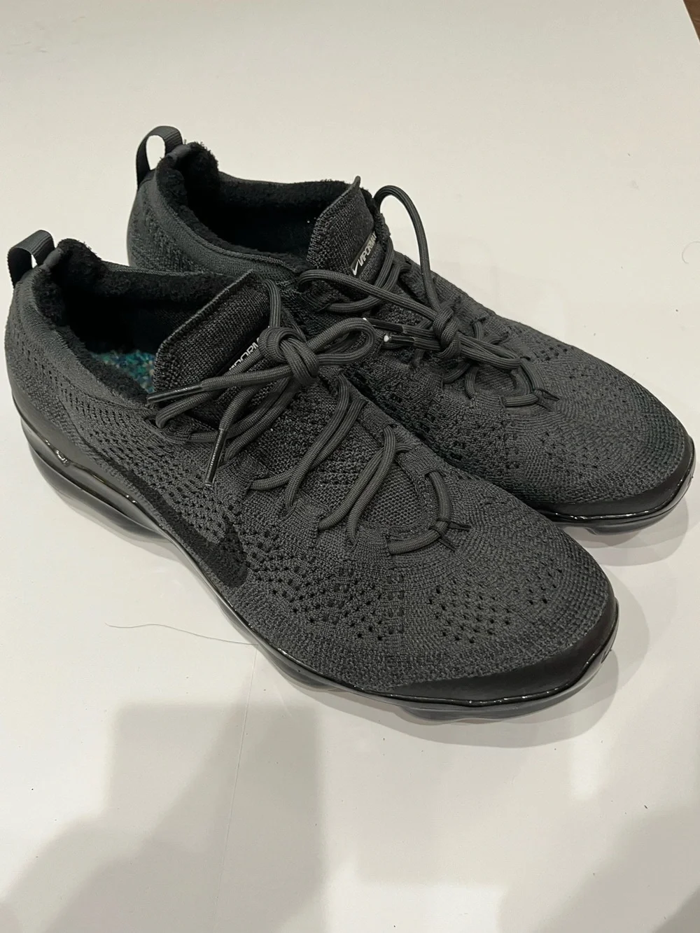 Nike Air VaporMax Flyknit Black Anthracite Running‎ Shoes Sneakers Sz. 11